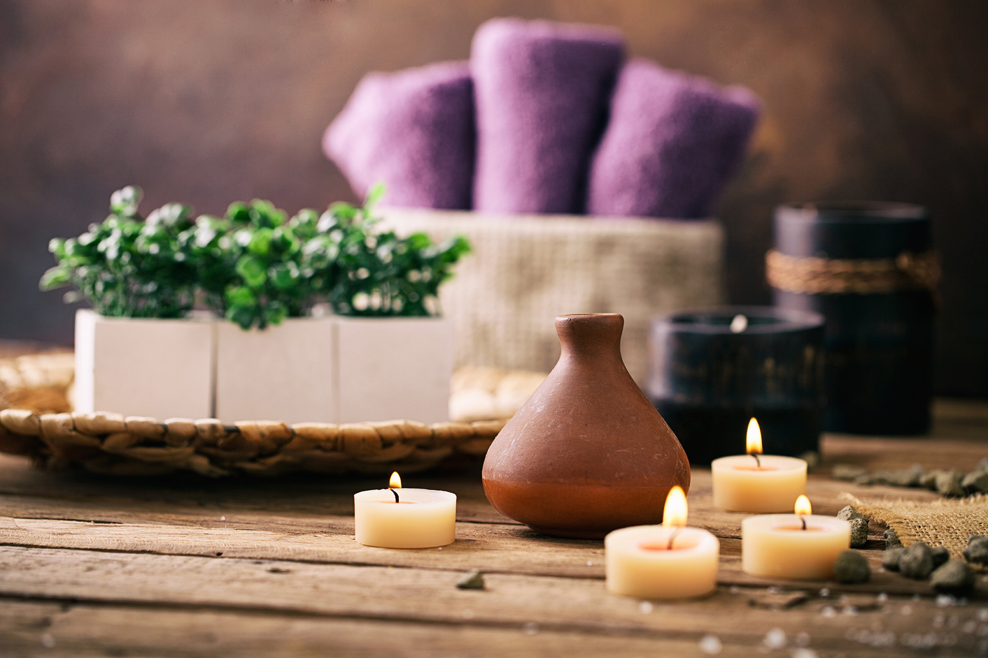 Jolie décoration salon de massage relaxant Linge spa, ambiance cocooning, détente et relaxation au salon de massage